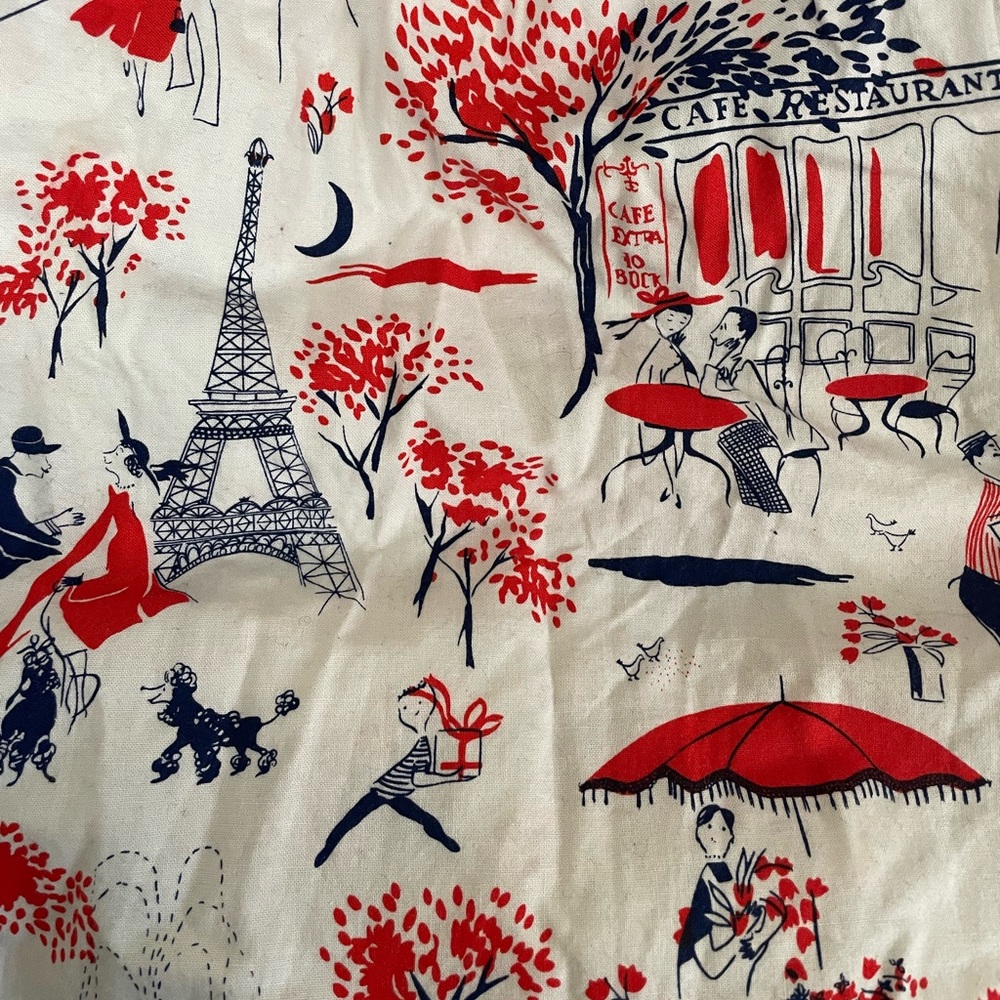 Retro Hunny hand made cotton skirt with Parisian print. Pockets!